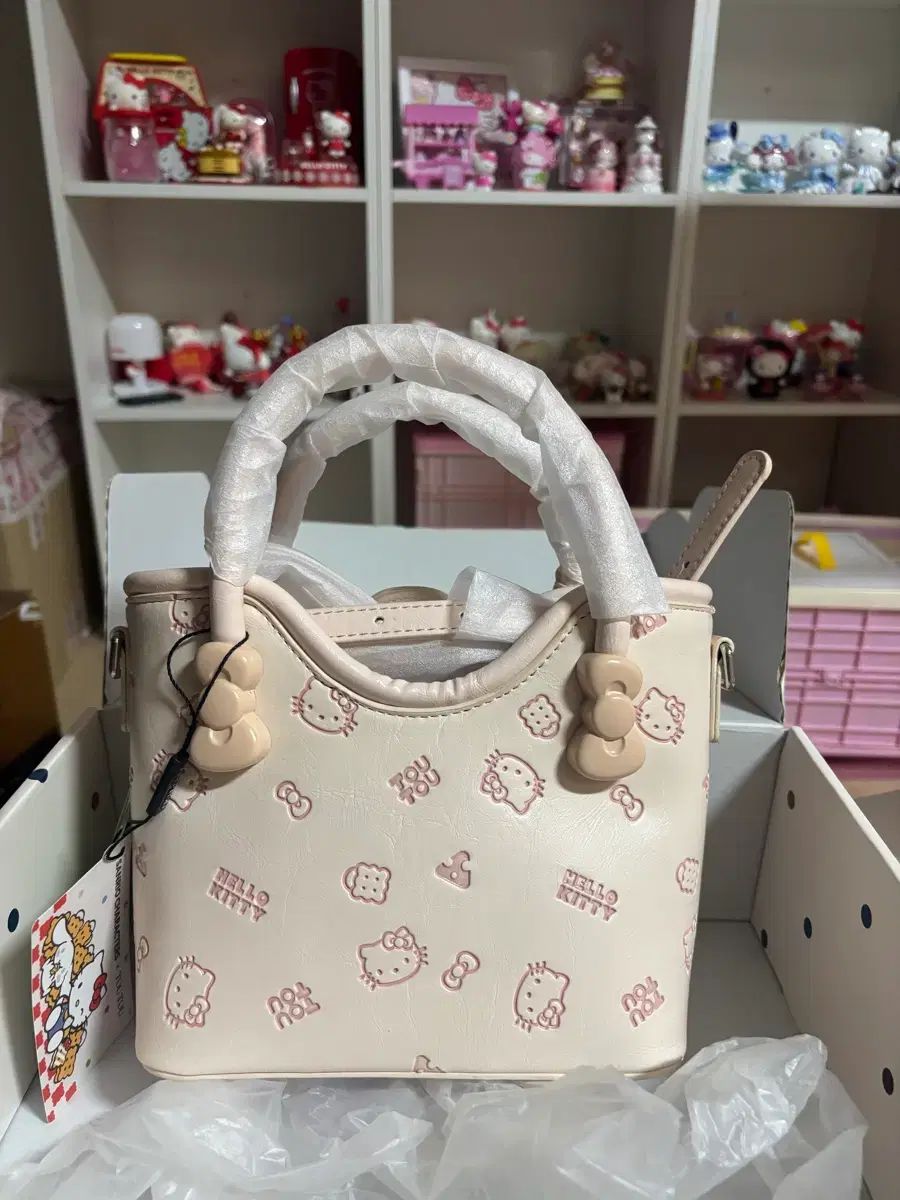 ハローキティ 正規品 バッグ