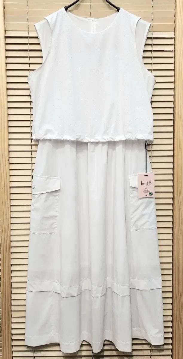 (新品)huit8 ウィット 軽量エンブロイダリー レイヤードワンピース