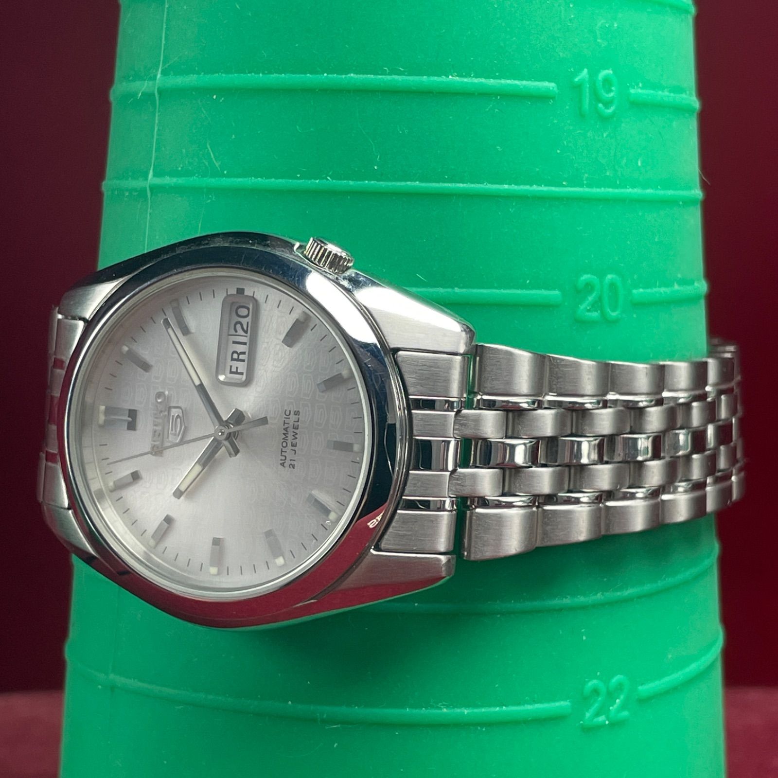 ☆モノグラム柄文字盤 未使用 裏スケ SEIKO 5 セイコー 自動巻 7S26