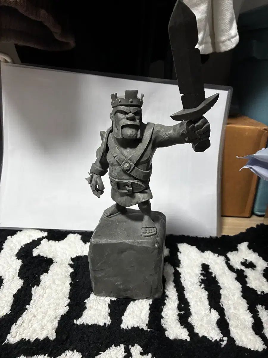 スーパーセル クラッシュ・オブ・クラン フィギュア バーバリアンキング ストーン