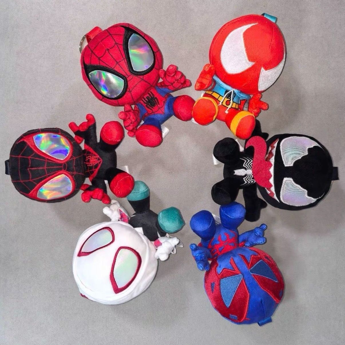 即納】Hot Toys Cosbi MARVEL Spider-Man ぬいぐるみキーホルダー