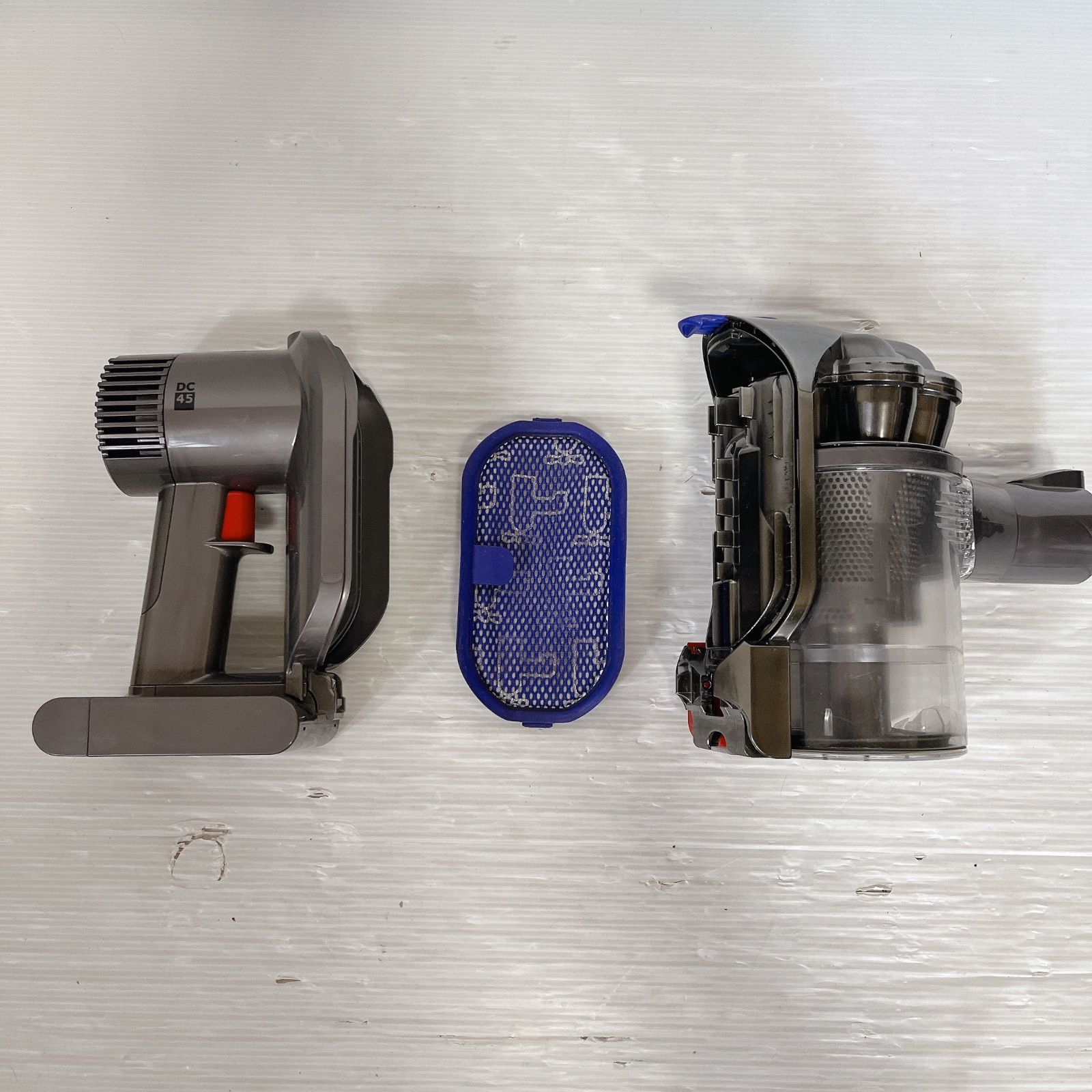 ダイソン　コードレス掃除機　DC45 2台セット　完動品　ワンオーナー Dyson DC45 コードレス掃除機 本体＋ヘッドのみ #0527-15 ダイソン