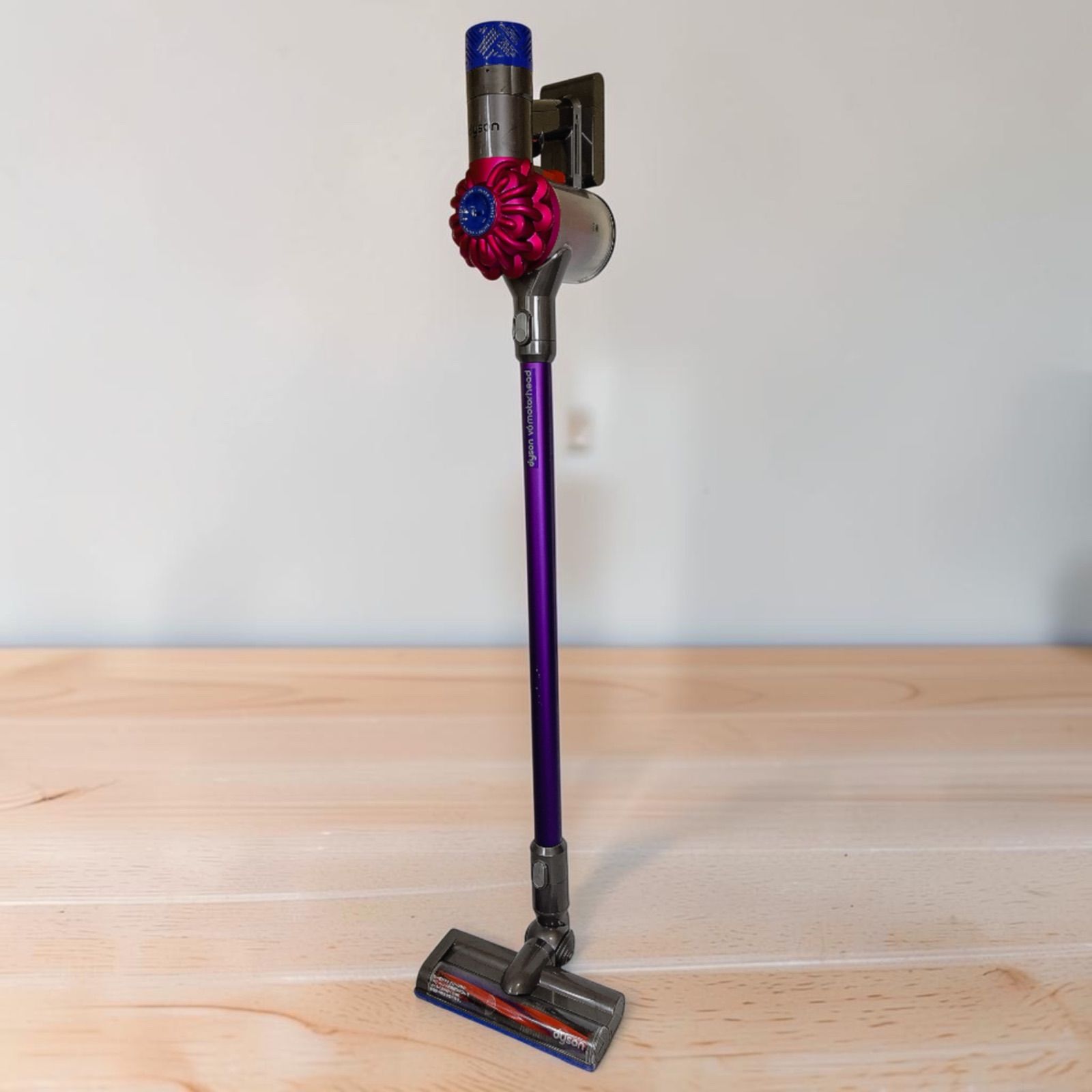 dyson SV07 V6 Motorhead コードレスクリーナー #0527-1 ダイソン 掃除