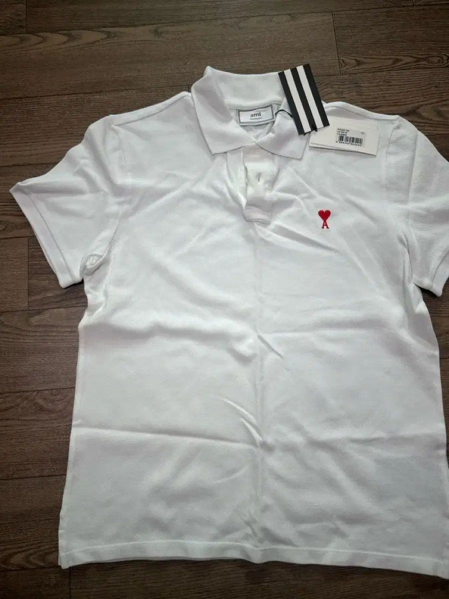 AMI Tシャツ