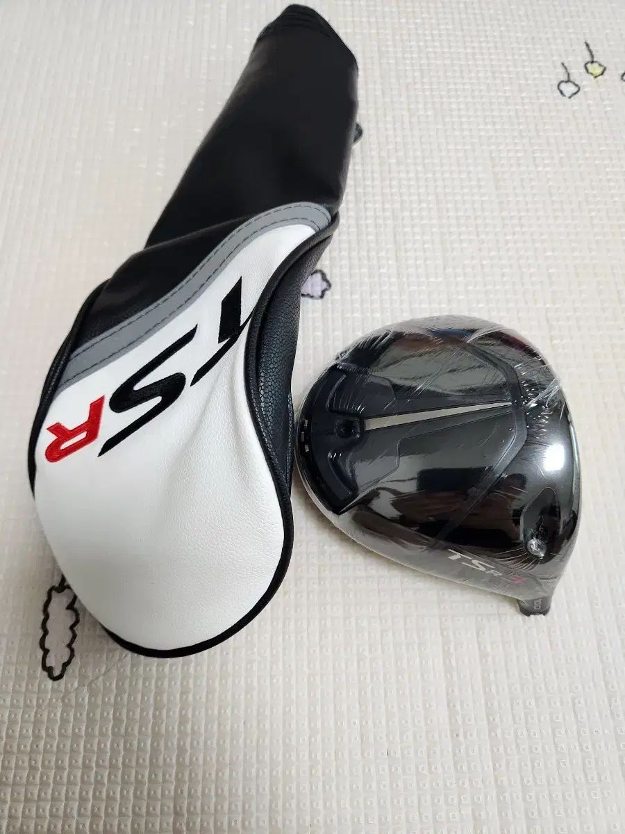 タイトリスト TSR3 10度 ドライバー ヘッドカバーです - メルカリ