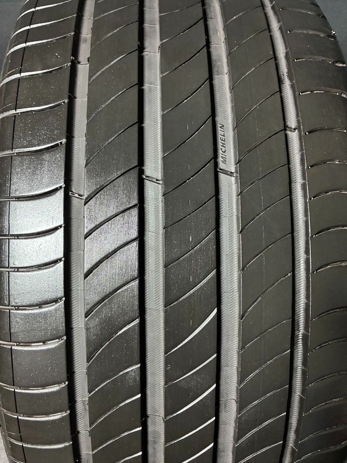 2024年製 約9.5分山 ミシュラン MICHELIN プライマシー e・PRIMACY 235