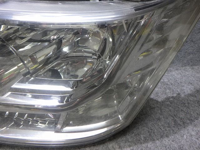 デリカD5 ヘッドライト左右 HID CV 前期 100-87918 9301D291/C536