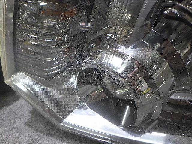 デリカD5 ヘッドライト左右 HID CV 前期 100-87918 9301D291/C536
