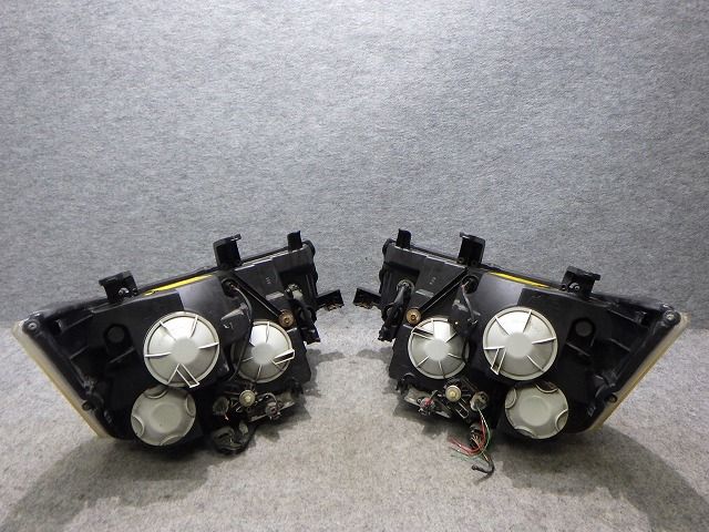 デリカD5 ヘッドライト左右 HID CV 前期 100-87918 9301D291/C536