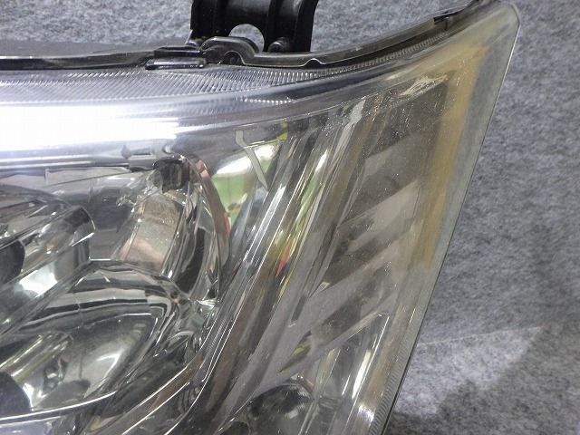 デリカD5 ヘッドライト左右 HID CV 前期 100-87918 8301D291/C536