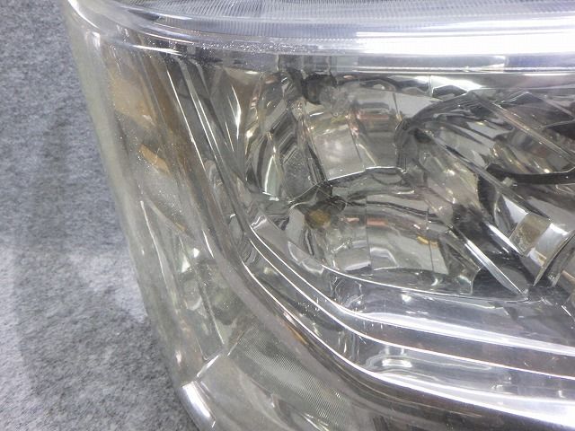 デリカD5 ヘッドライト左右 HID CV 前期 100-87918 8301D291/C536