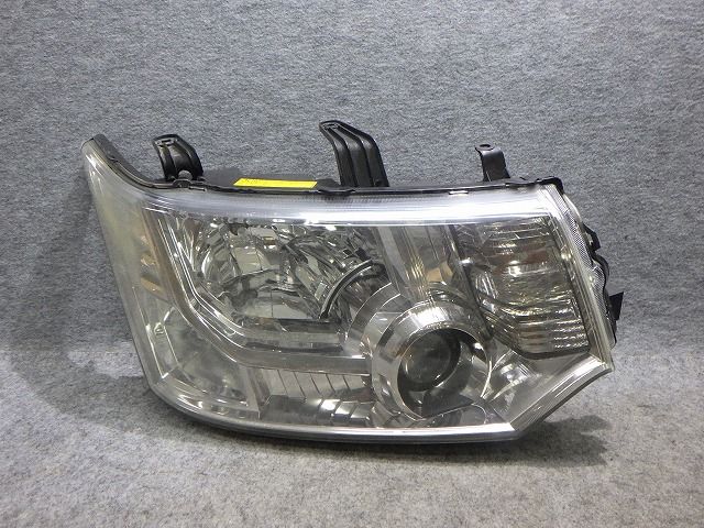 デリカD5 ヘッドライト 左右 HID CV 前期 100-87918 9301D291/C536