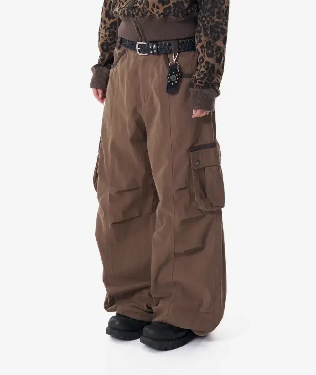 アーカム カーゴ ズボン Knee Pin-tuck Contrast Cargo