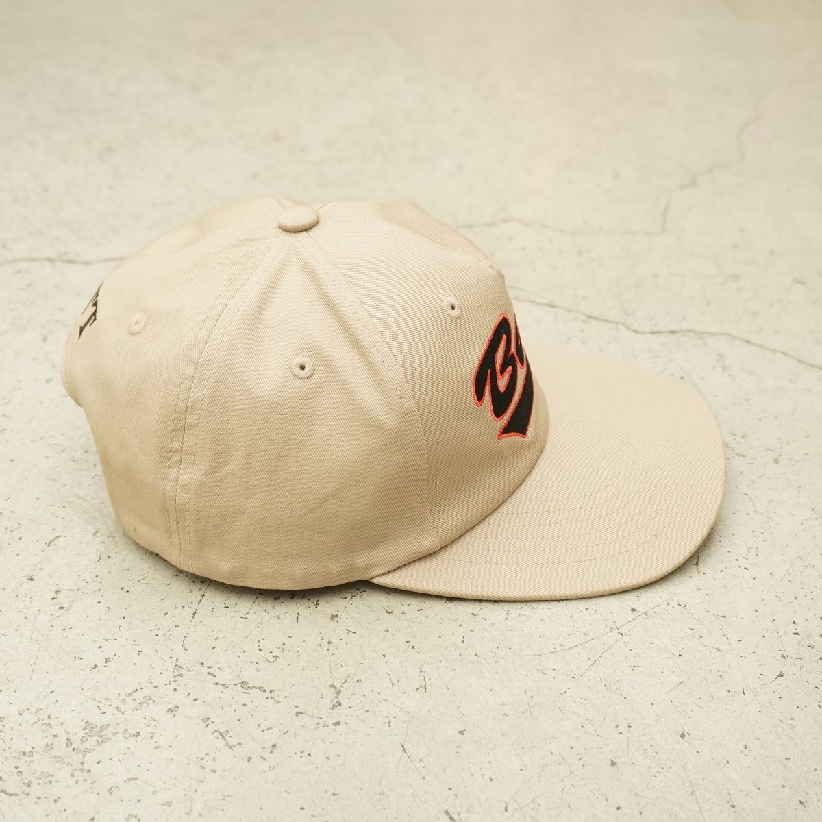 美品 BoTT ボット SCRIPT LOGO 6 PANEL CAP コットンツイル 刺繍ロゴ 