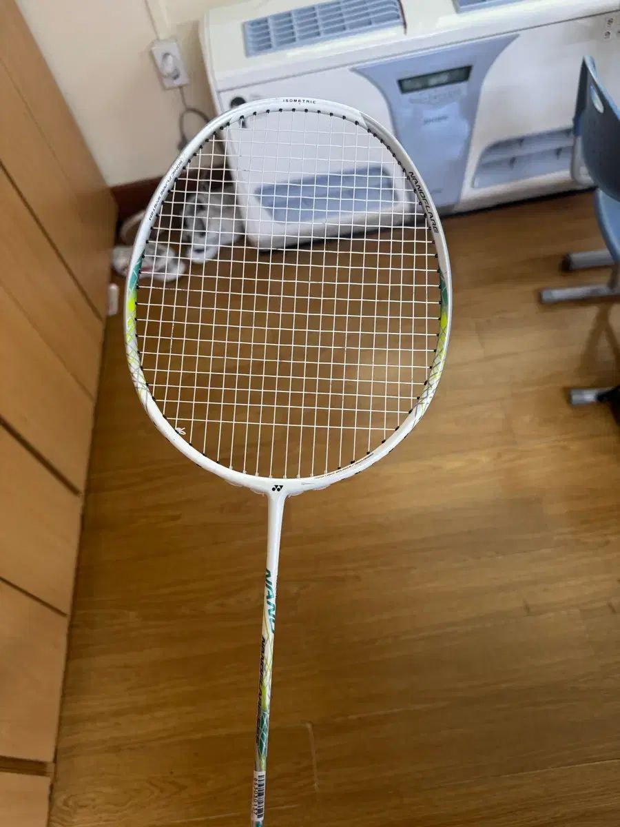 YONEX ヨネックス NANOFLARE₍ナノフレア) 555 バドミントン ラケット