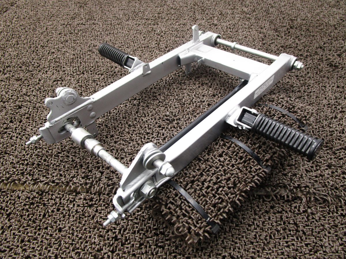 スーパーカブ110 スイングアーム ステップ □B8097！アクスルシャフト JA59 ホンダ 【 JA59E 】 Super Cub 動画有 FI インジェクション ABS