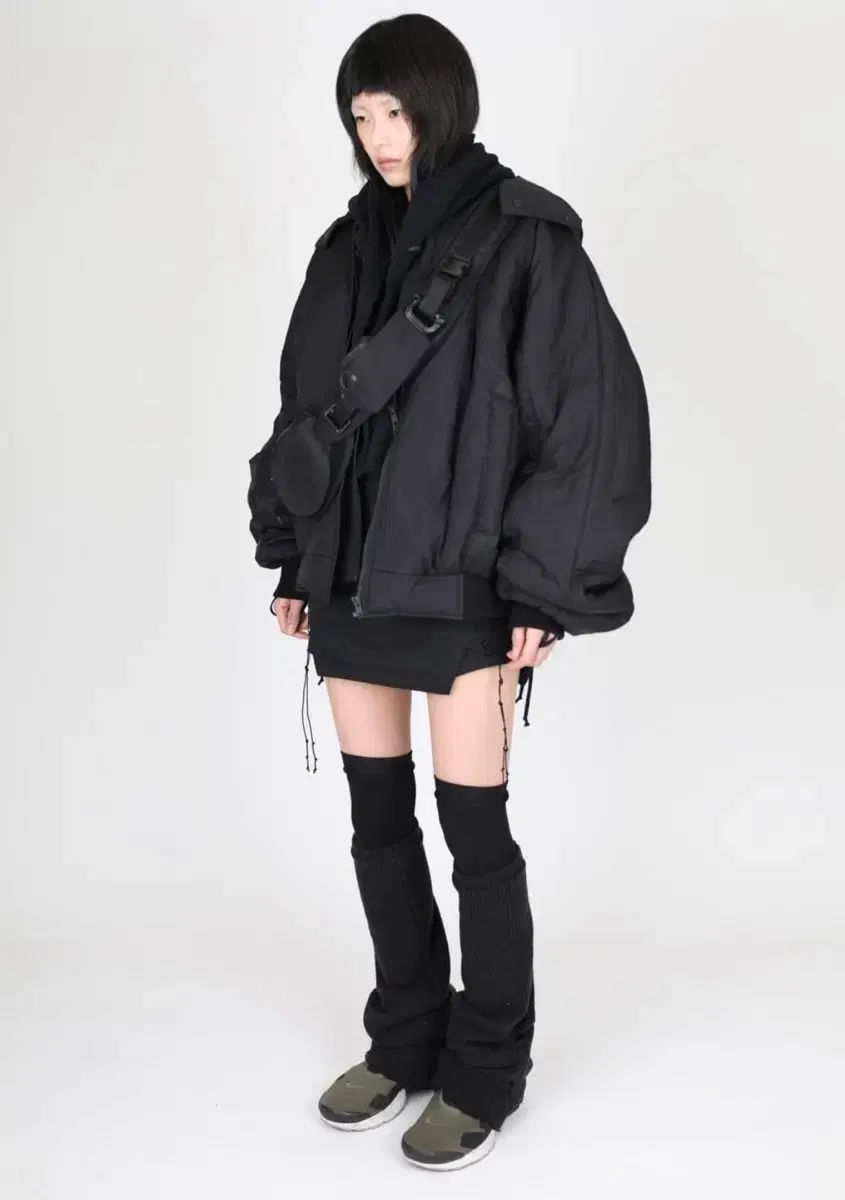 NewJeansミンジ着用 혜인서 コンフォーターブル クロスバッグ