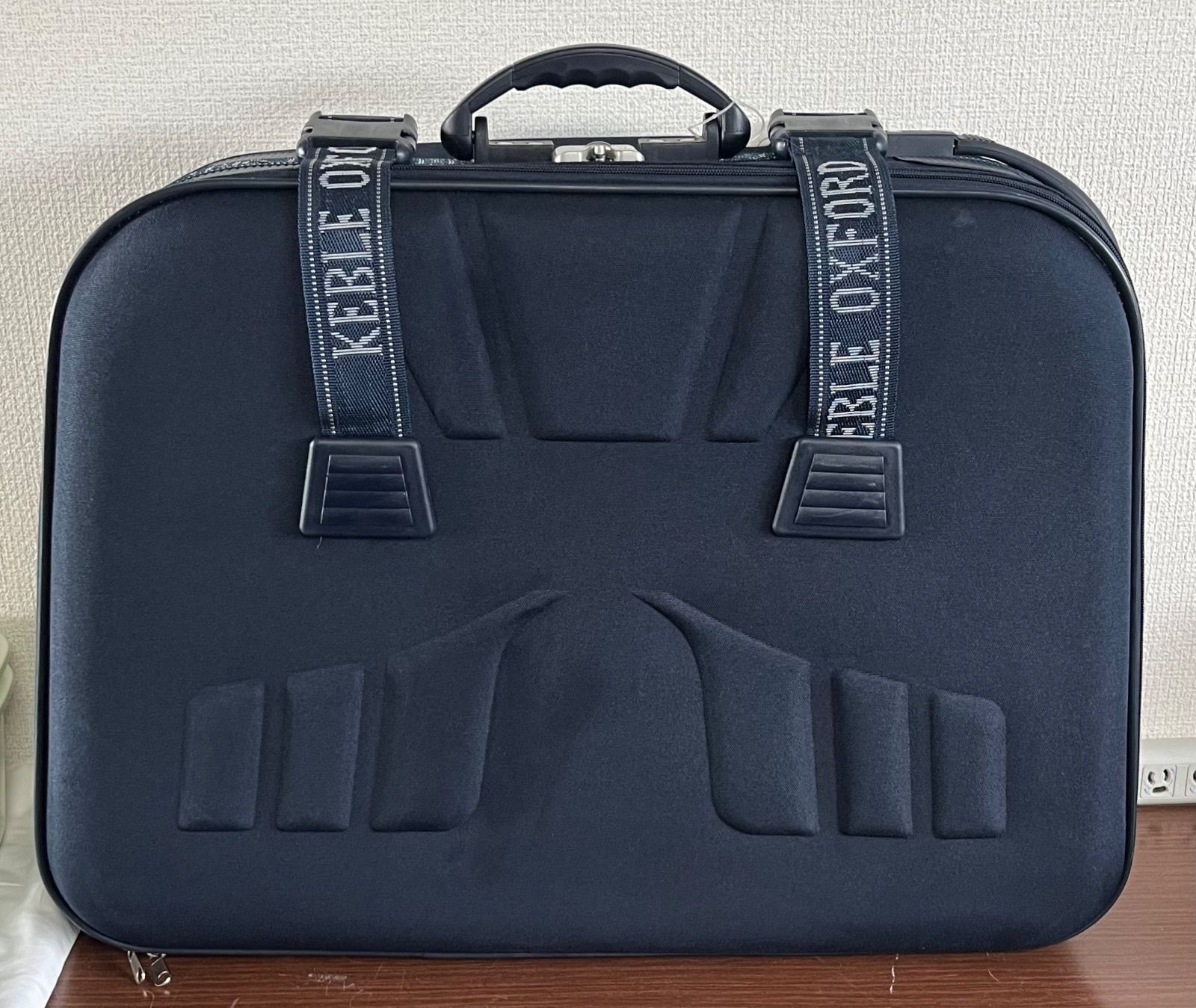 【中古品】KEBLE OXFORD トラベルバッグ スーツケース 紺色4点セット