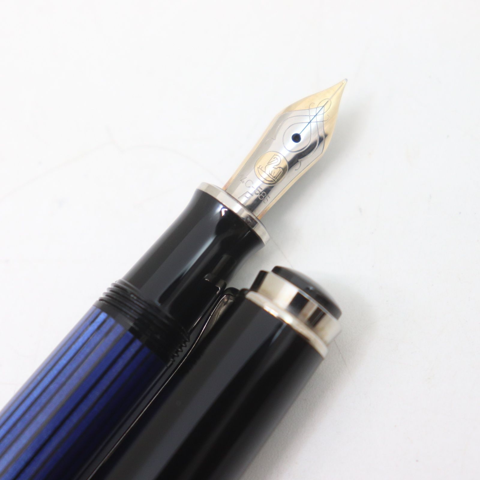 IT7FOZKSYFEE PELIKAN ペリカン スーベレーン M400 万年筆 ペン先14C