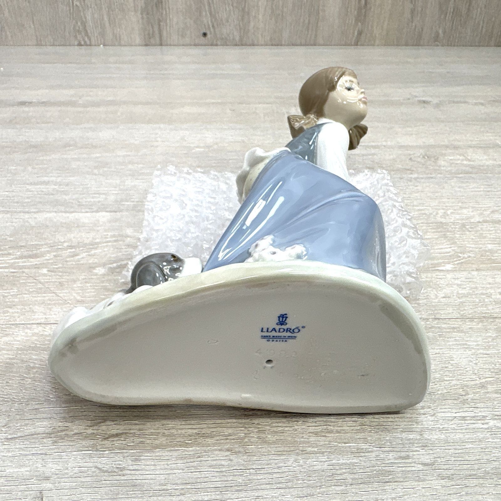 LLADRO リヤドロ ♯4982 ポチのいたずら Naughty Dog 少女 犬 陶器人形