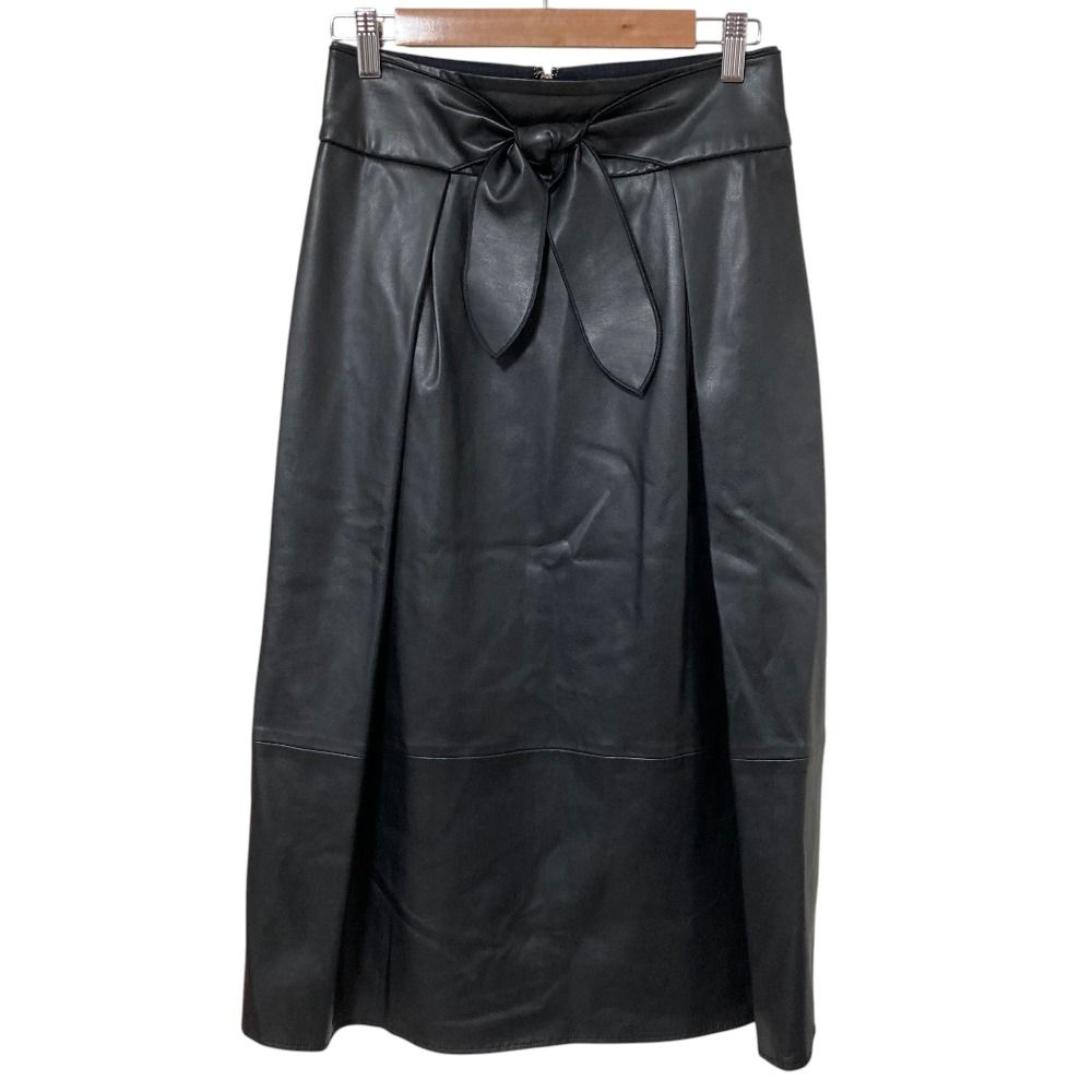美品 22AW ADORE アドーア エコレザー ベルテッド スカート 531-2220808 サイズ36 ブラック レディース 古着 中古 USED