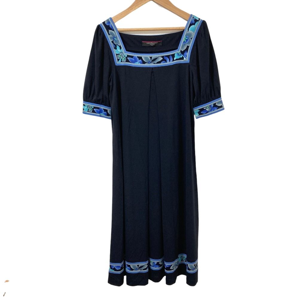 美品 LEONARD Fashion レオナールファッション フラワープリントトリム カンカンストレッチ ワンピース サイズM ブラック ブルー レディース 古着 中古 USED