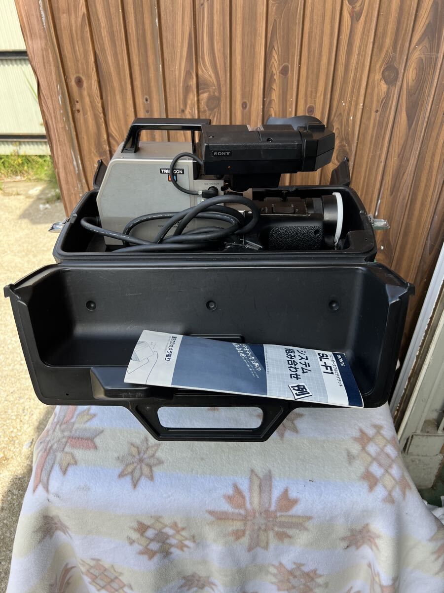 SONY※ジャンク 動作未確認☆ ソニー HVC-F1 カラー ビデオカメラ / HVT-3100 ビデオDPアダプター 2点セット レトロ コレクション