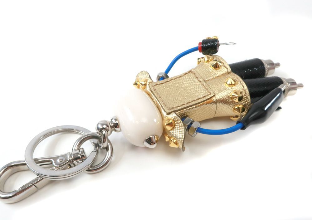 未使用 プラダ PRADA 1TR041 ロボット チャーム キーホルダー トリック