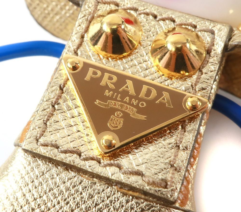 未使用 プラダ PRADA 1TR041 ロボット チャーム キーホルダー トリック