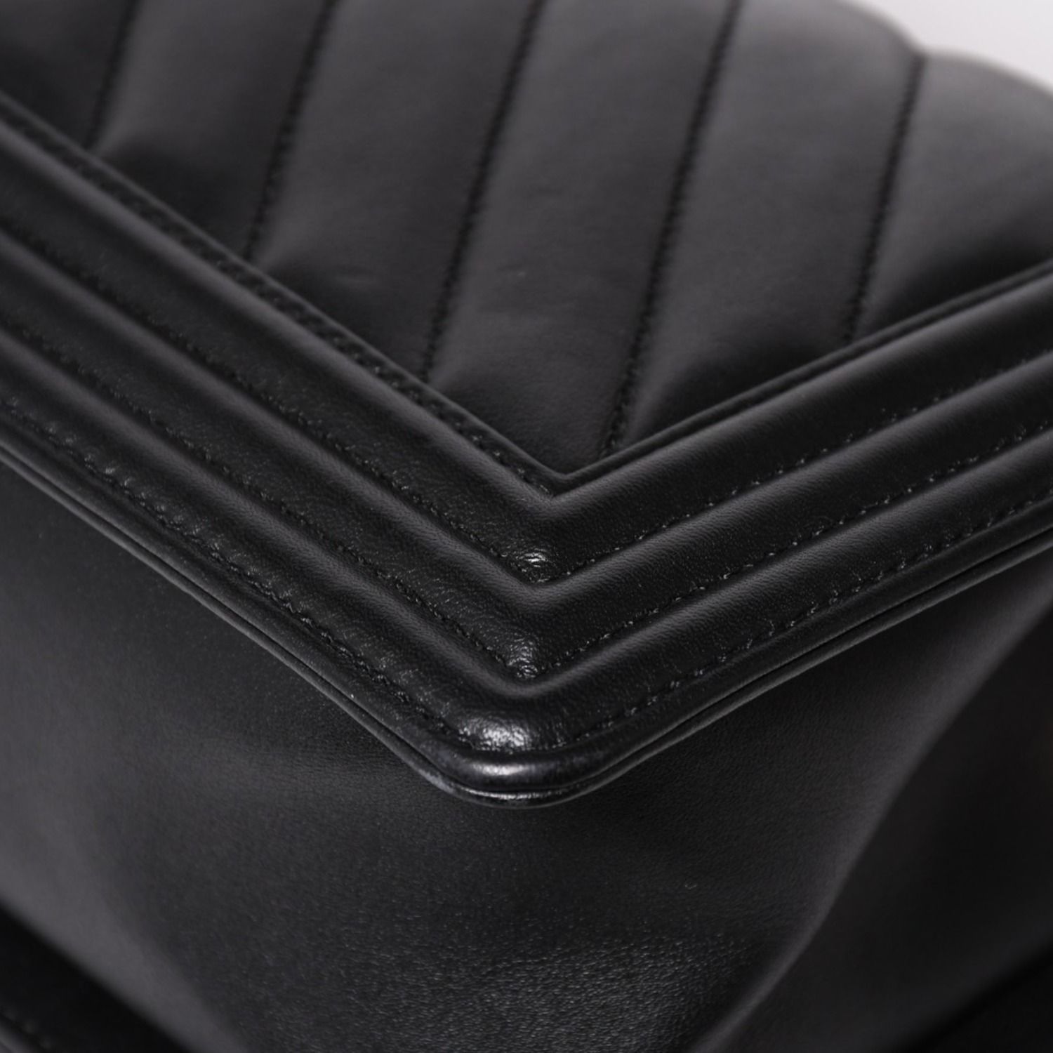 極美品 CHANEL シャネル ボーイシャネル チェーンショルダーバッグ 27 