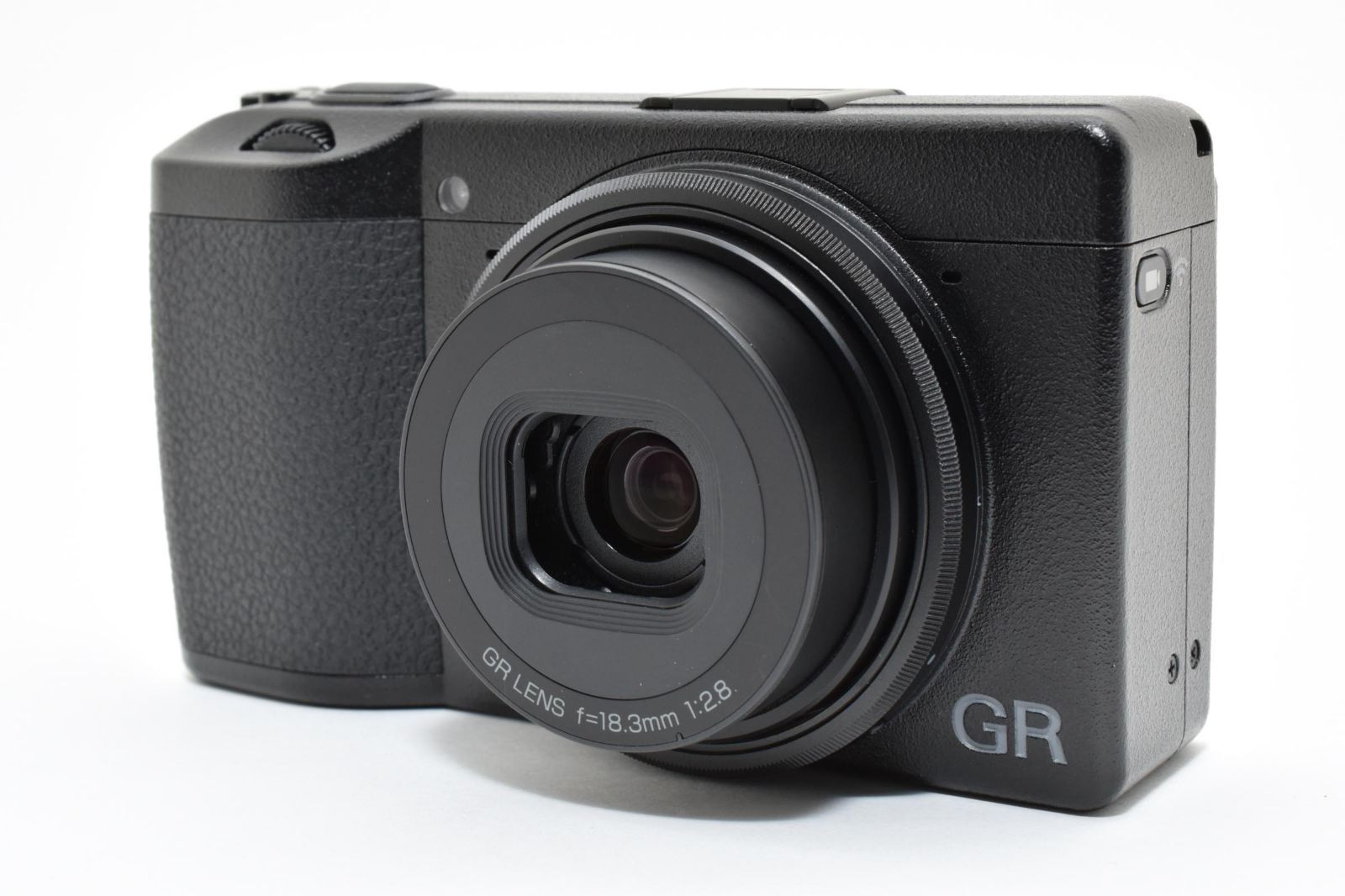 ★極上品・ショット数192回★ RICOH GR III 箱付き 高級デジカメ ☆超極上☆ リコー RICOH GR III 《ショット数1717回・元箱付・付属品