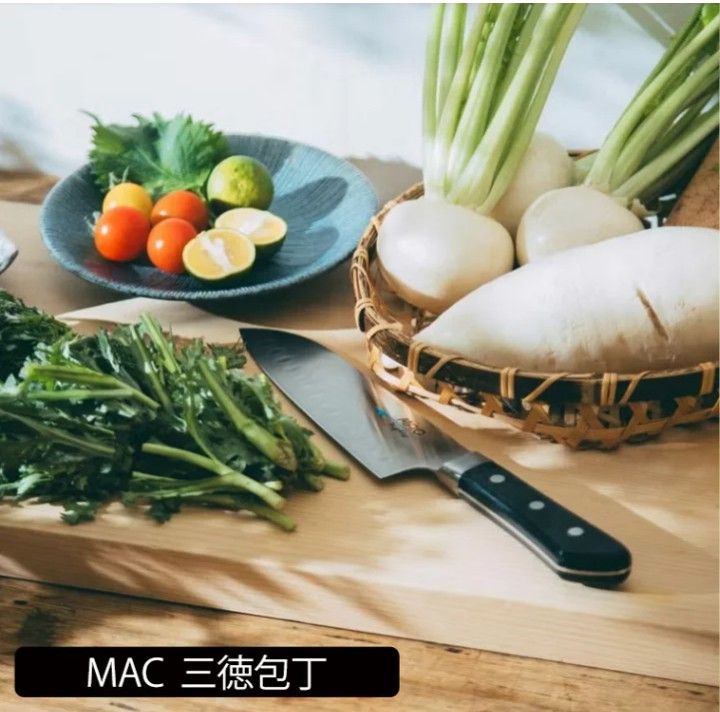 MAC 三徳包丁 17cm プロ仕様 ディンプル加工 切れ味抜群 滑らか マックの包丁 化粧箱 贈りもの 贈答