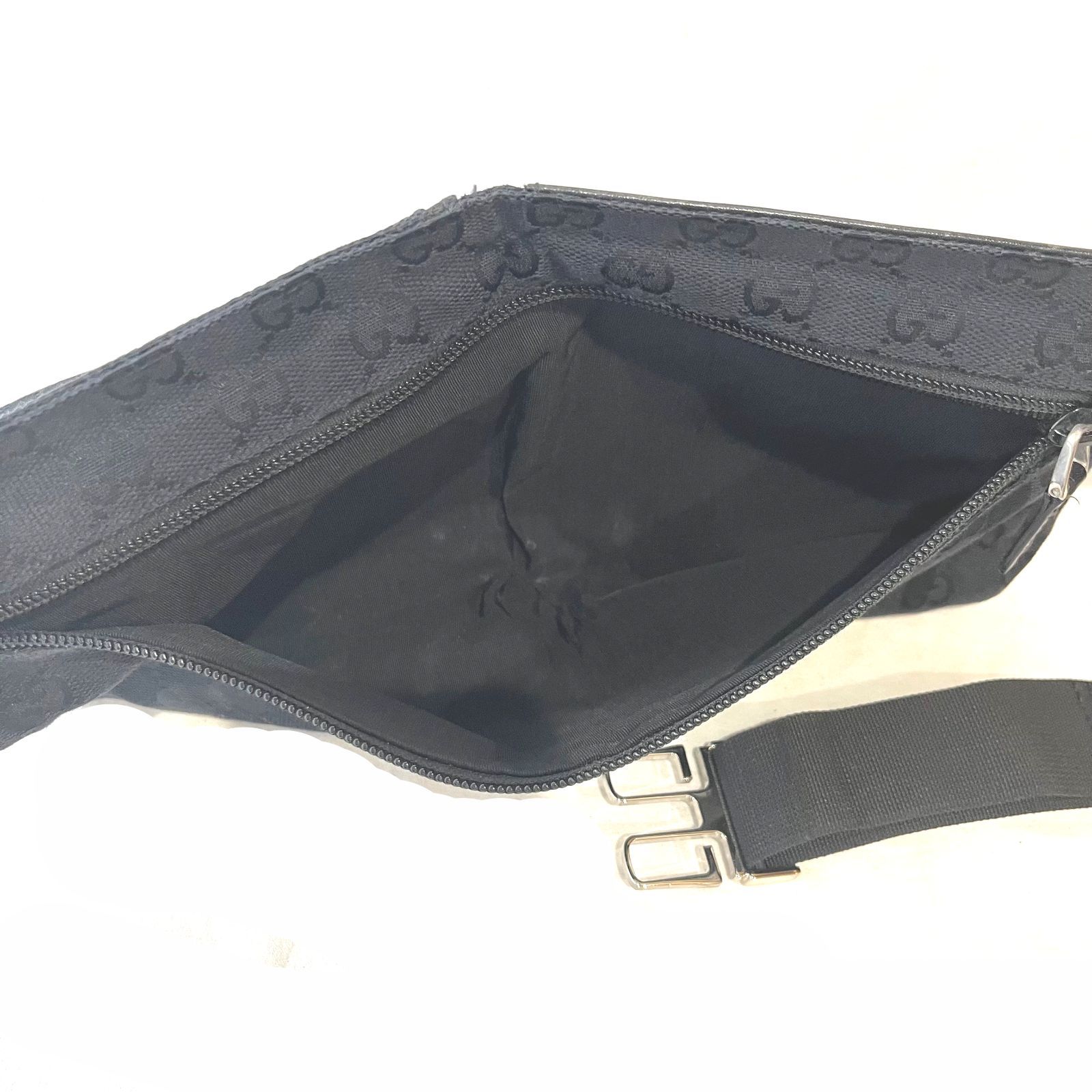 中古○ GUCCI/グッチ○ ウエストポーチ GGキャンバス 28556 200047