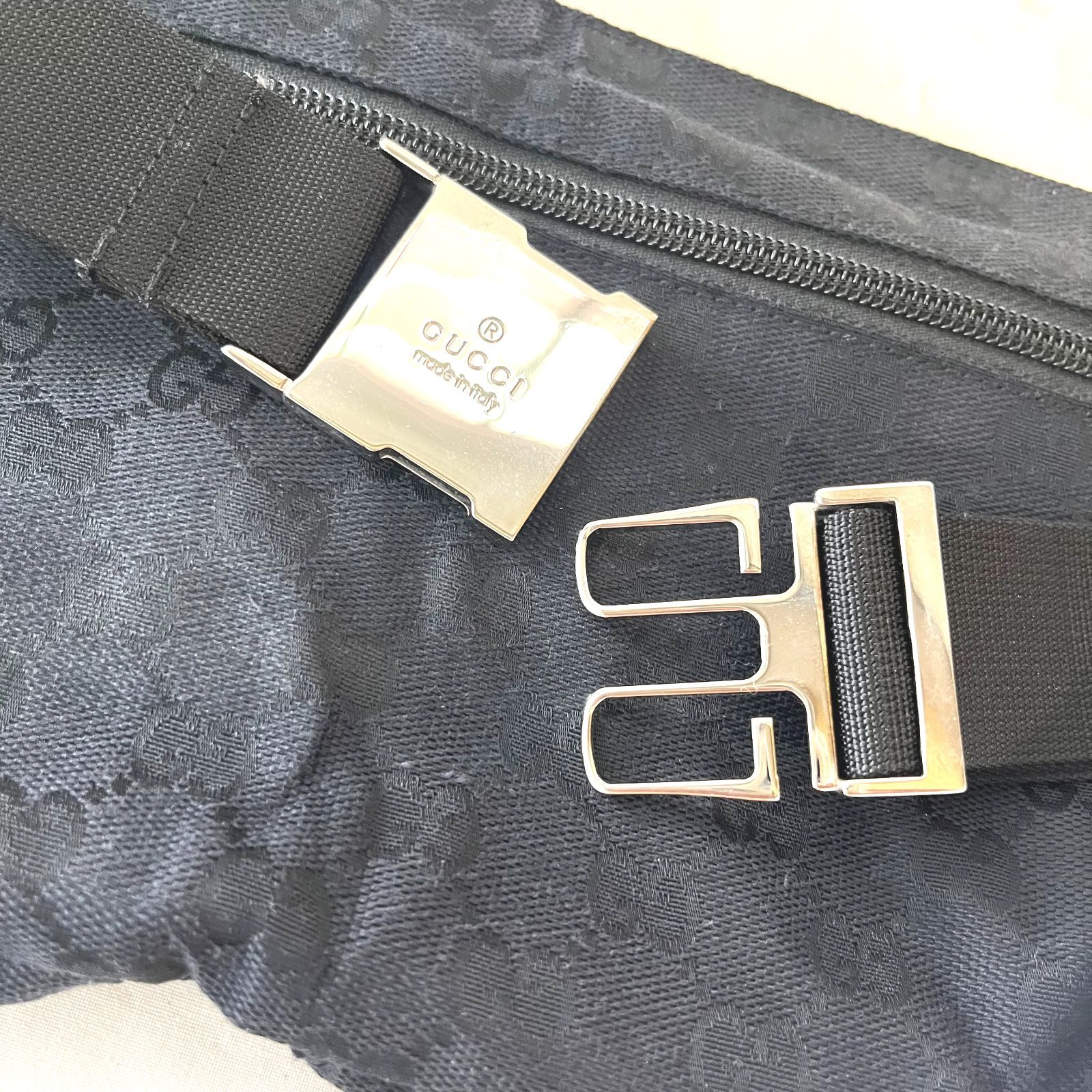 GUCCIグッチ GGキャンバス ウエストポーチ キャンバス レザー ブラック 中古○ GUCCI/グッチ○ ウエストポーチ GGキャンバス 28556 200047