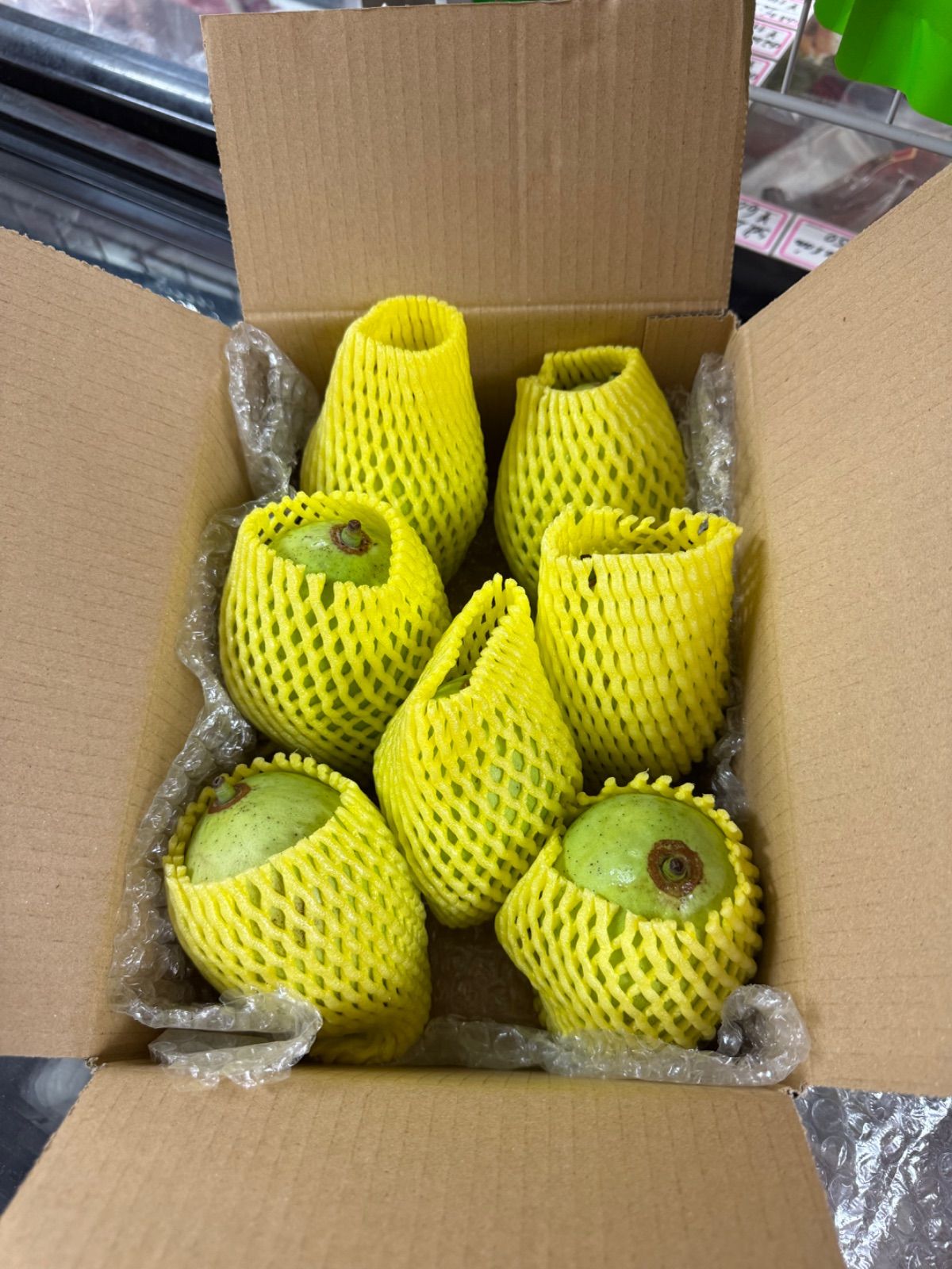 🥭ベトナム産グリーンマンゴー5kg 冷蔵配送 - メルカリ