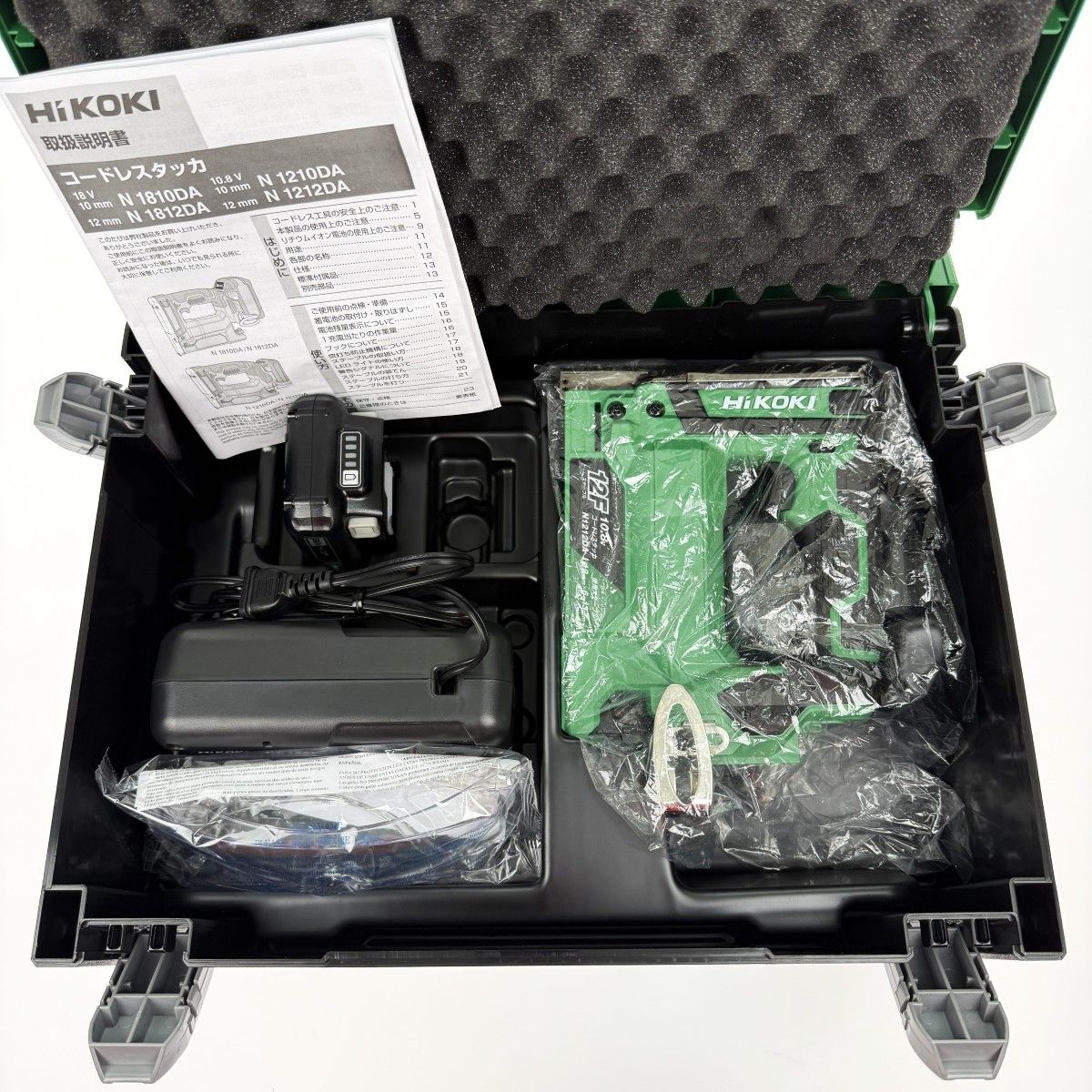 HiKOKI ハイコーキ 10.8V コードレスタッカ N1212DA(LS) 充電器・充電池1個・ケース・ゴーグル付