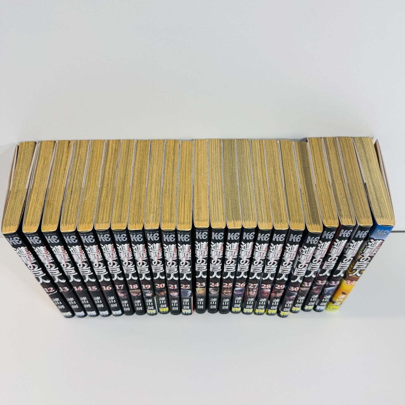 進撃の巨人 23冊 12～34巻 - メルカリ