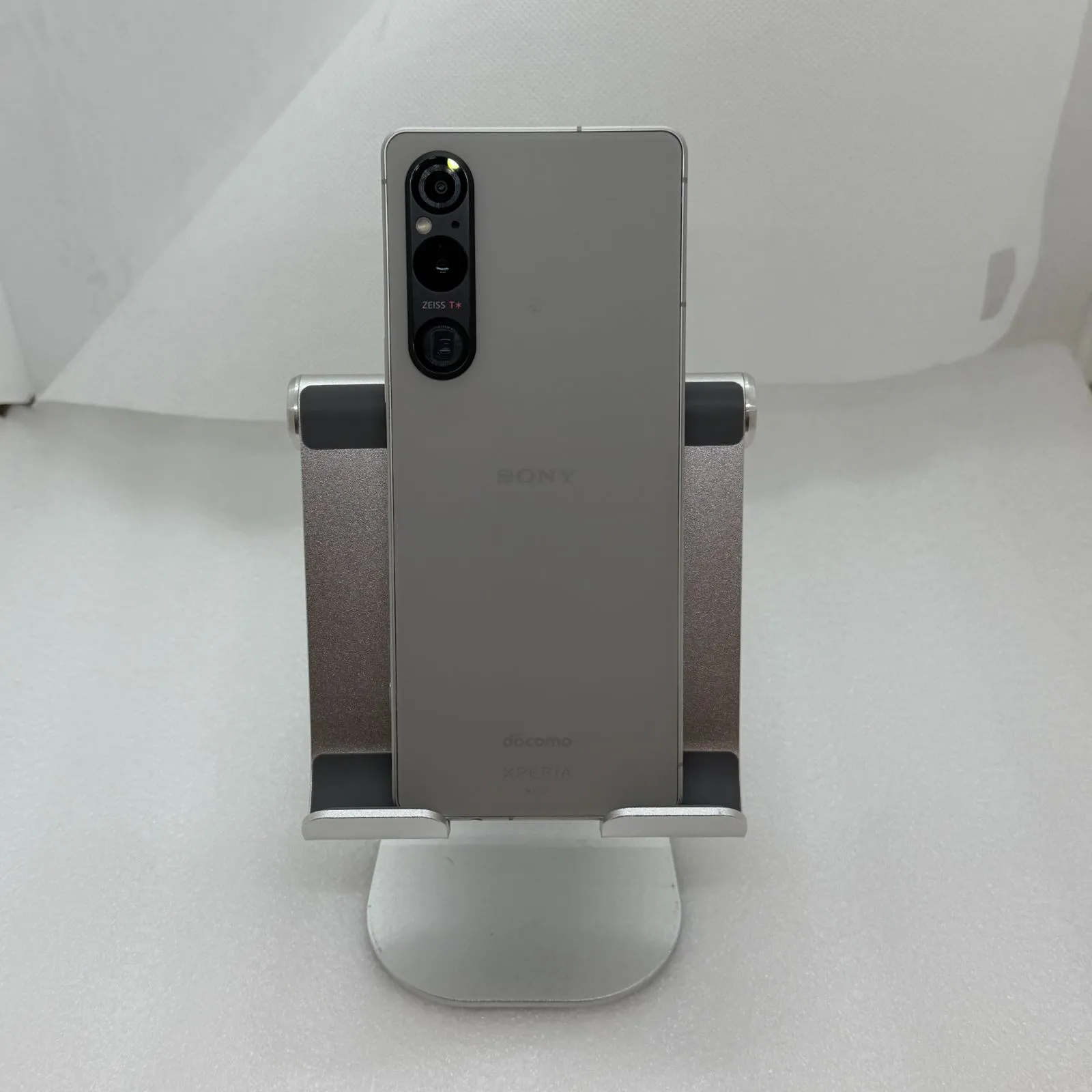 SIMフリー】SONY Xperia 1 V SO-51D docomo版 256GB 5G対応 動作良好 C