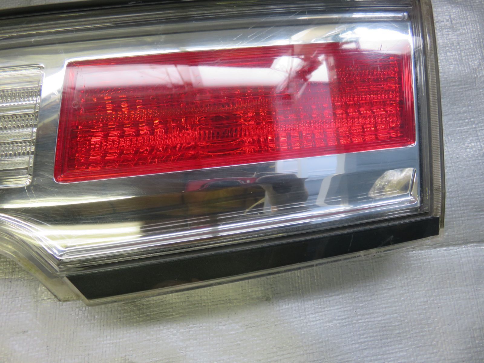 ☆SB795/点灯ok 日産 エルグランド 後期 TE52 PE52 E52 純正 テール