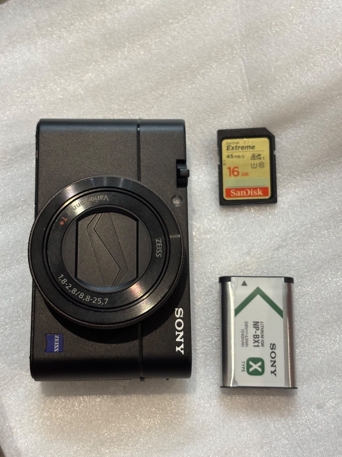 SONY DSC-RX100M5A 　　26040928