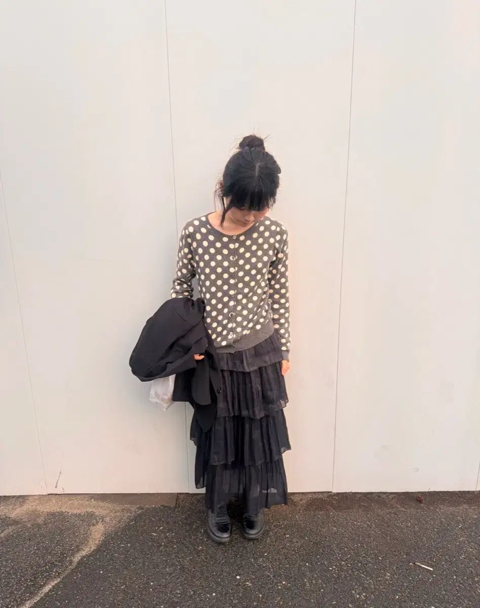familiar カシミアブレンド ドット カーディガン