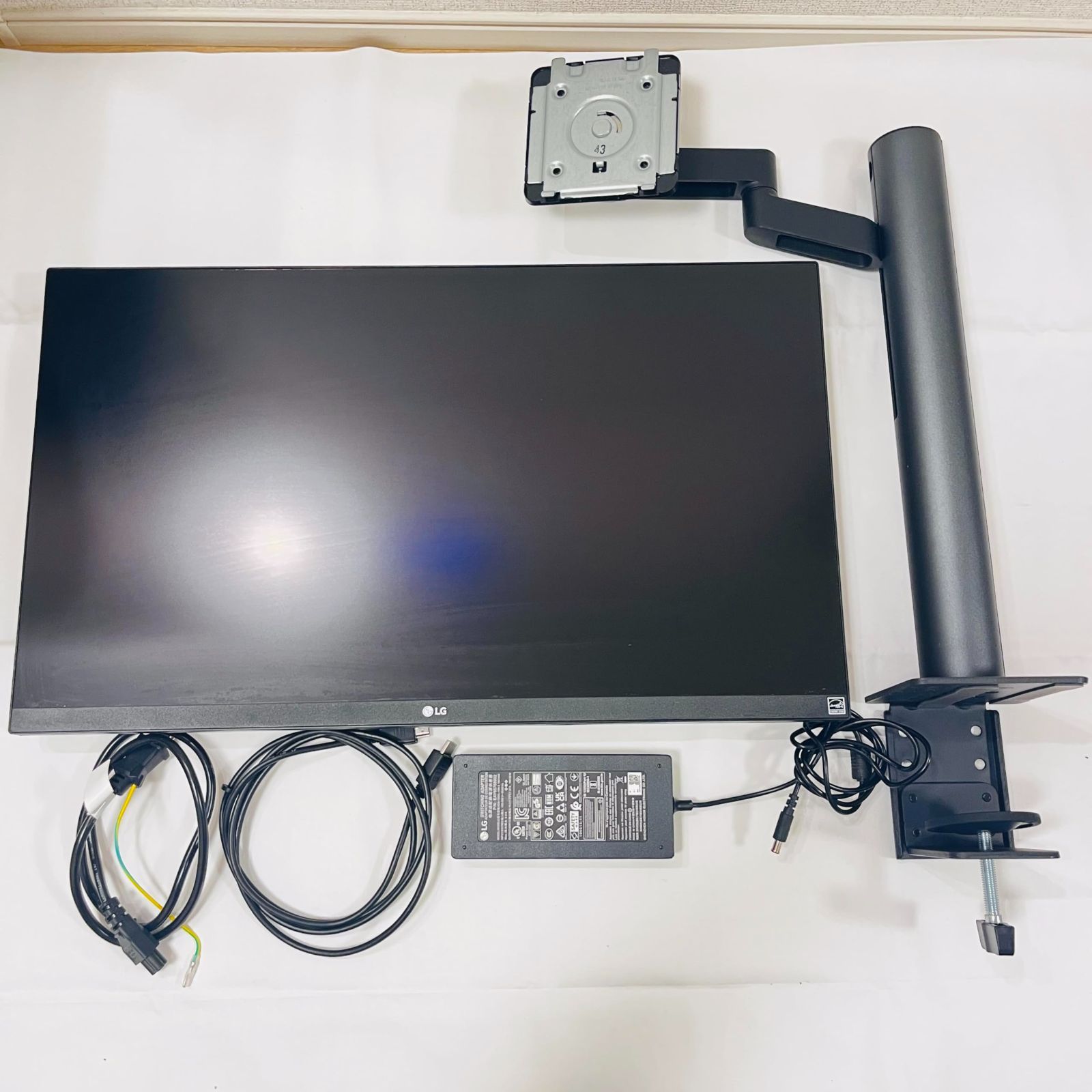 LG エルゴノミクス スタンド モニター ディスプレイ 27UN880-B 27インチ　No3054