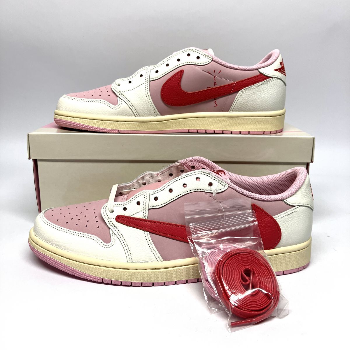 新古品】 Travis Scott × Nike Air Jordan 1 Retro Low OG Sail 