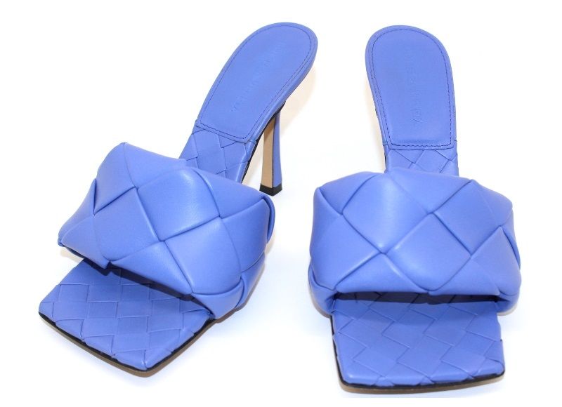 BOTTEGAVENETA ボッテガヴェネタ 靴 リドイントレチャートサンダル くつ レザー パープルブルー レディース【中古】