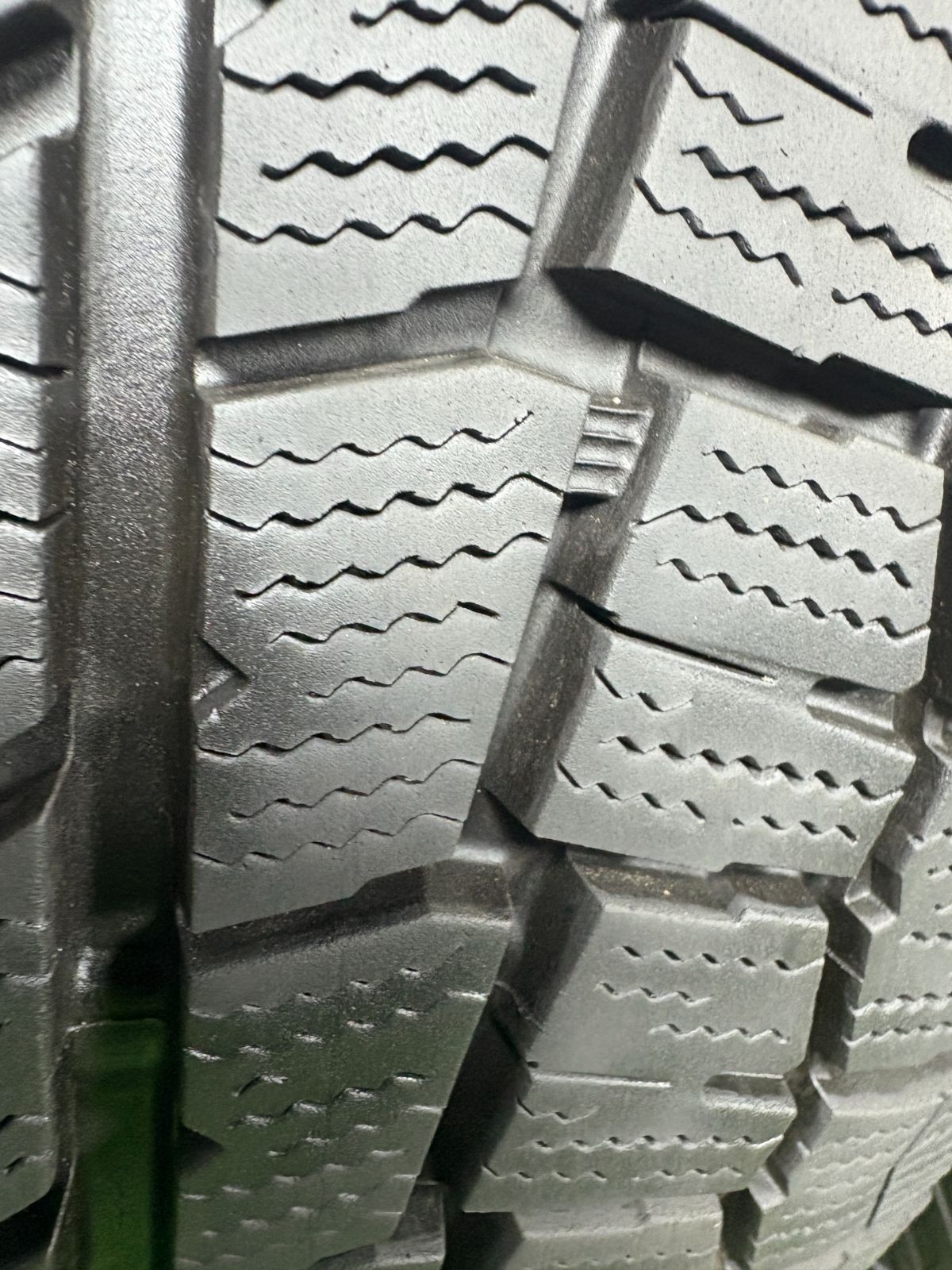 送料無料☆215/65R16 ダンロップ WM02 2025年製 4本 冬 タイヤ
