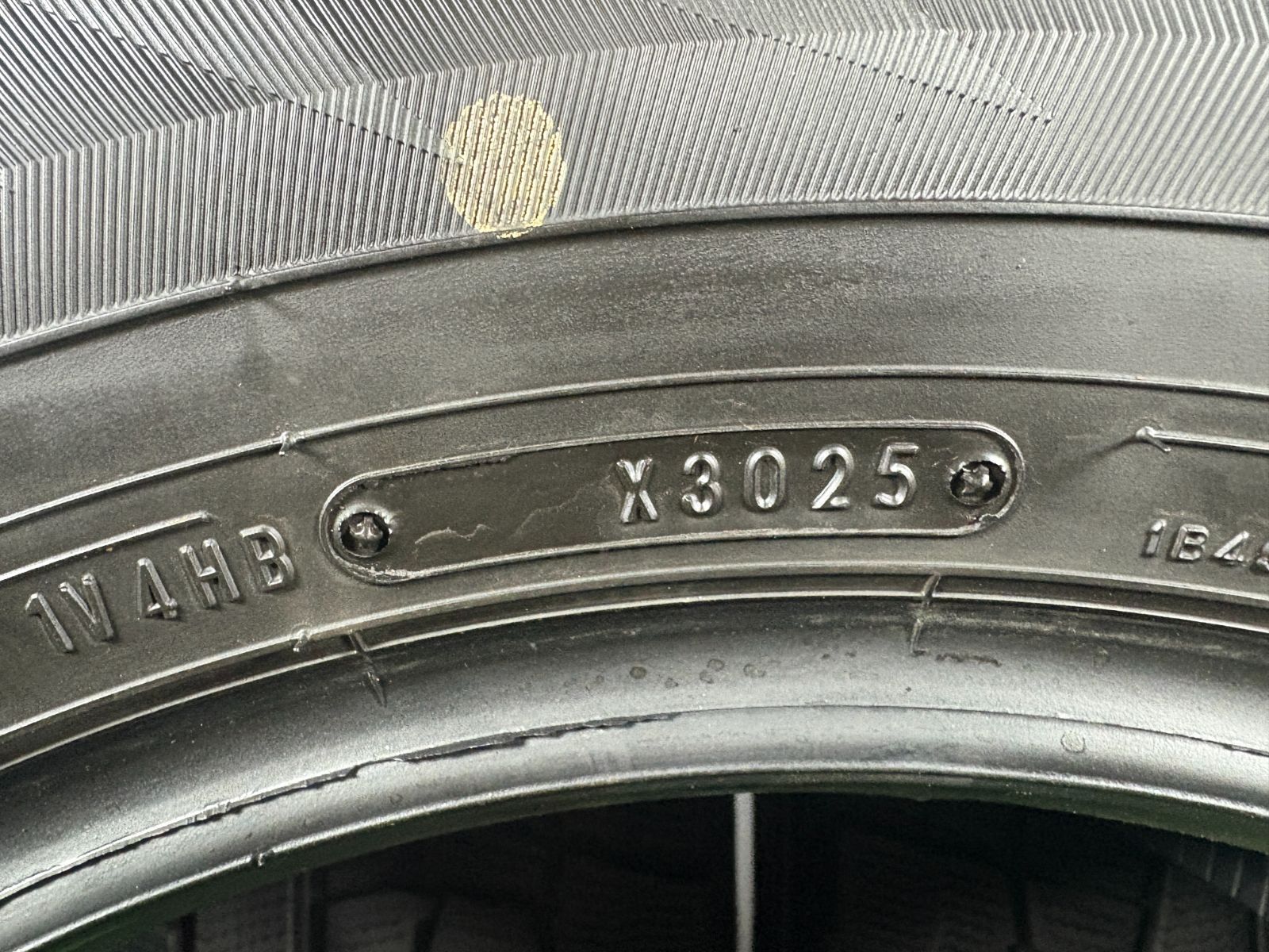 送料無料☆215/65R16 ダンロップ WM02 2025年製 4本 冬 タイヤ