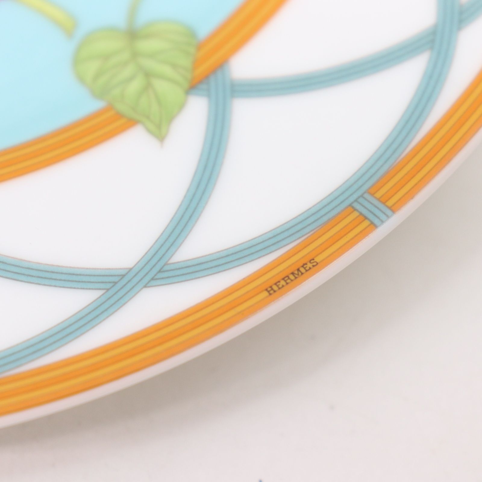 ITUKWK9122O8 美品 HERMES エルメス Siesta  シエスタアイランド プレート 皿 植物 昆虫 オレンジ 朝顔 ボタニカル 食器 キッチン インテリア ITUKWK9122O8 美品 HERMES エルメス Siesta Island シエスタアイランド