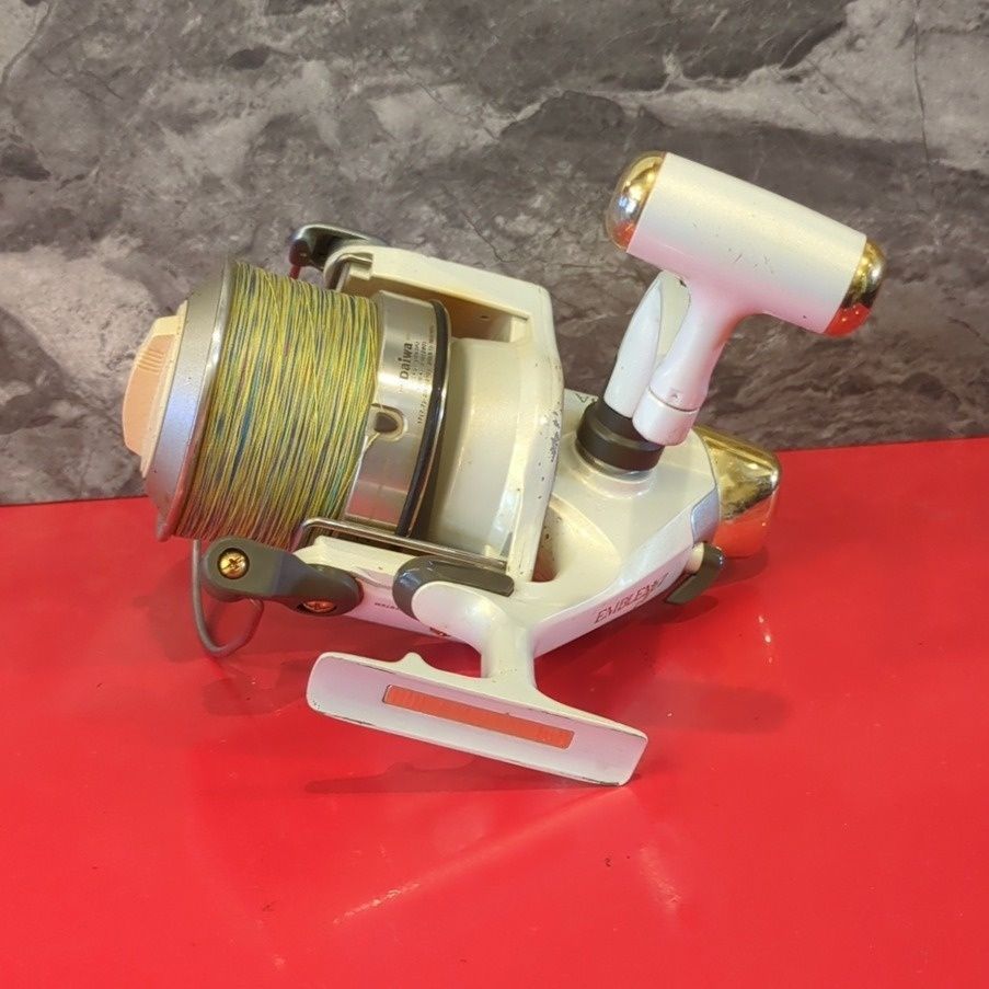 Daiwa ダイワ EMBLEM-Z 4500A スピニングリール - メルカリ