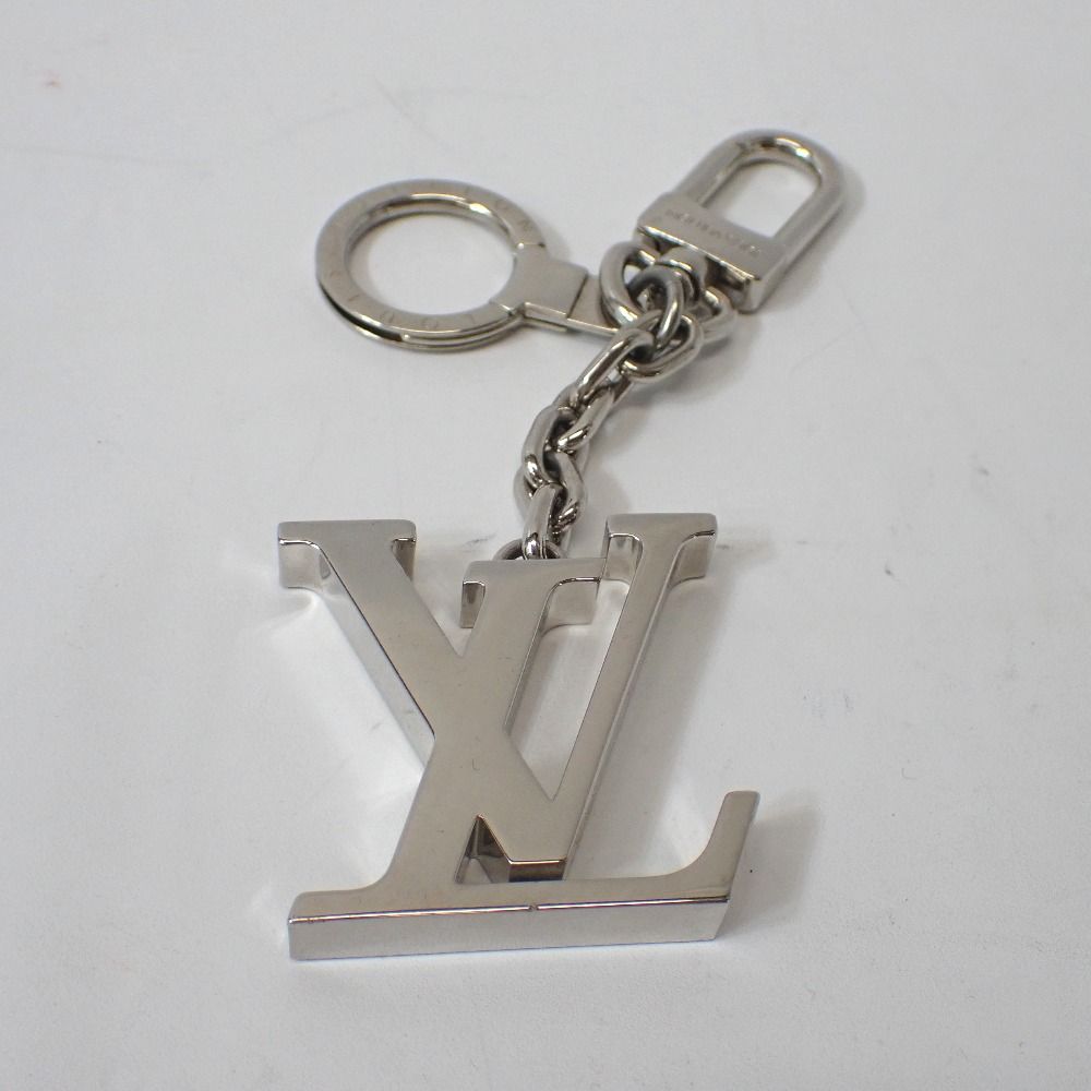 Ft644701 ルイ・ヴィトン キーホルダー ポルト クレ・イニシャルLV M65071 シルバー LOUIS VUITTON 中古