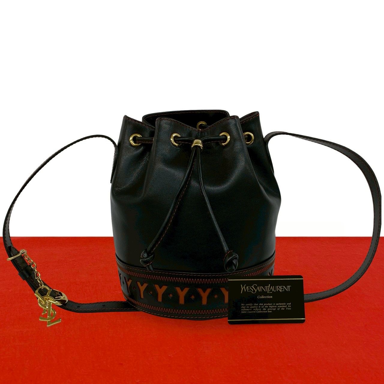 YSL ブラック 巾着型 ショルダーバッグ 極 美品 YVES SAINT LAURENT イヴサンローラン YSL ロゴ 金具 カット